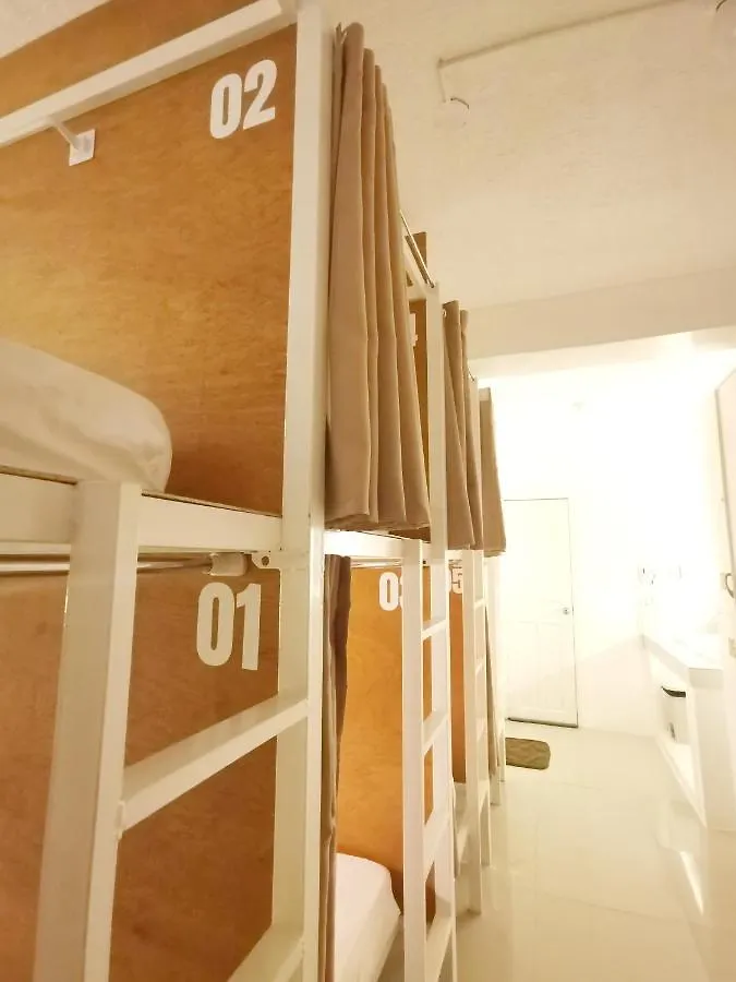 Nomadsmnl Hostel Paranaque City